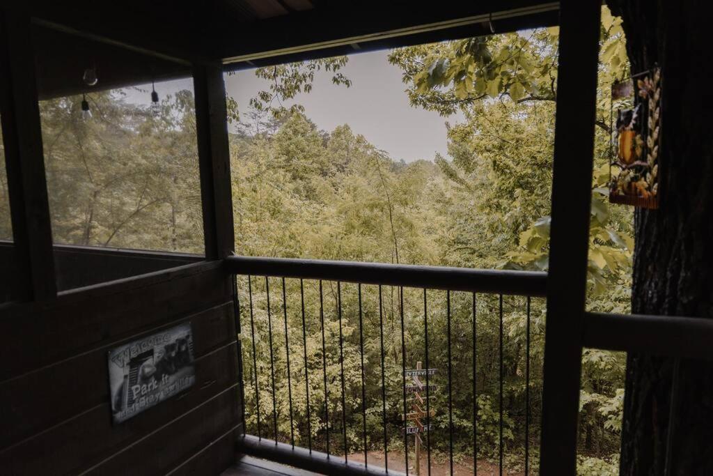 Villa Misty Mountain Sunrise à Sevierville Extérieur photo